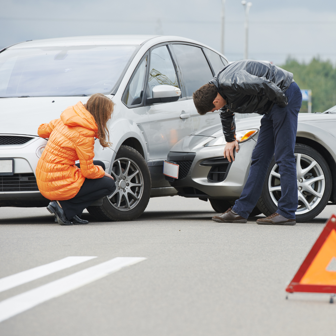 car crash in intersection