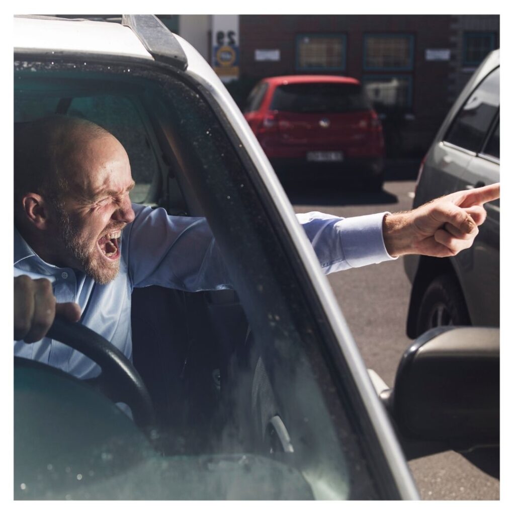 Un hombre loco conduciendo
