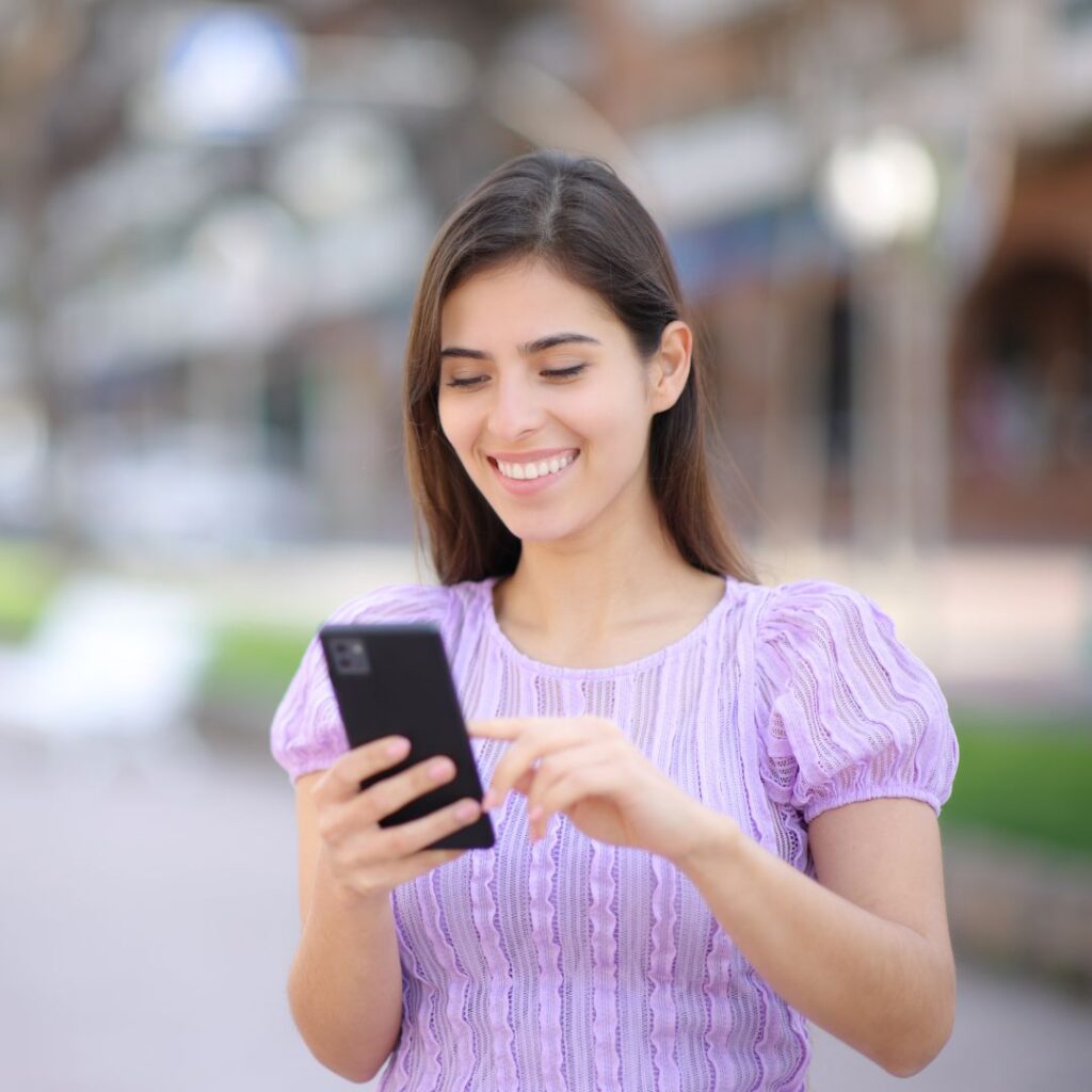 Mujer al teléfono
