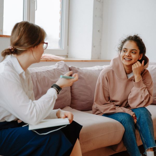 Woman speaking to a therapist 