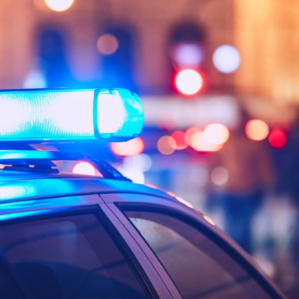 Un coche de policía